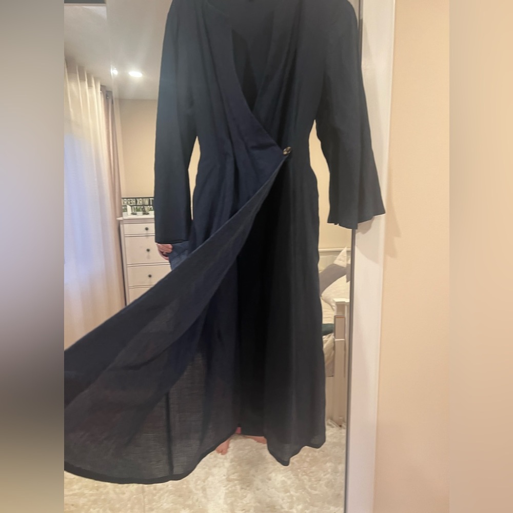 Gorgeous Navy Blue Wrap Dress with Button Detail from Uniqlo